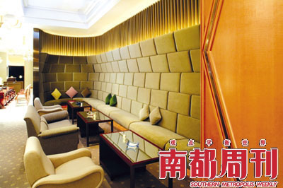 酒店的loung就是住客的私人会客厅