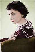 Coco Chanel:Ů