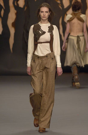 Bora Aksu A/W 06